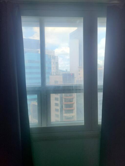 Apartemen Suyu Station House